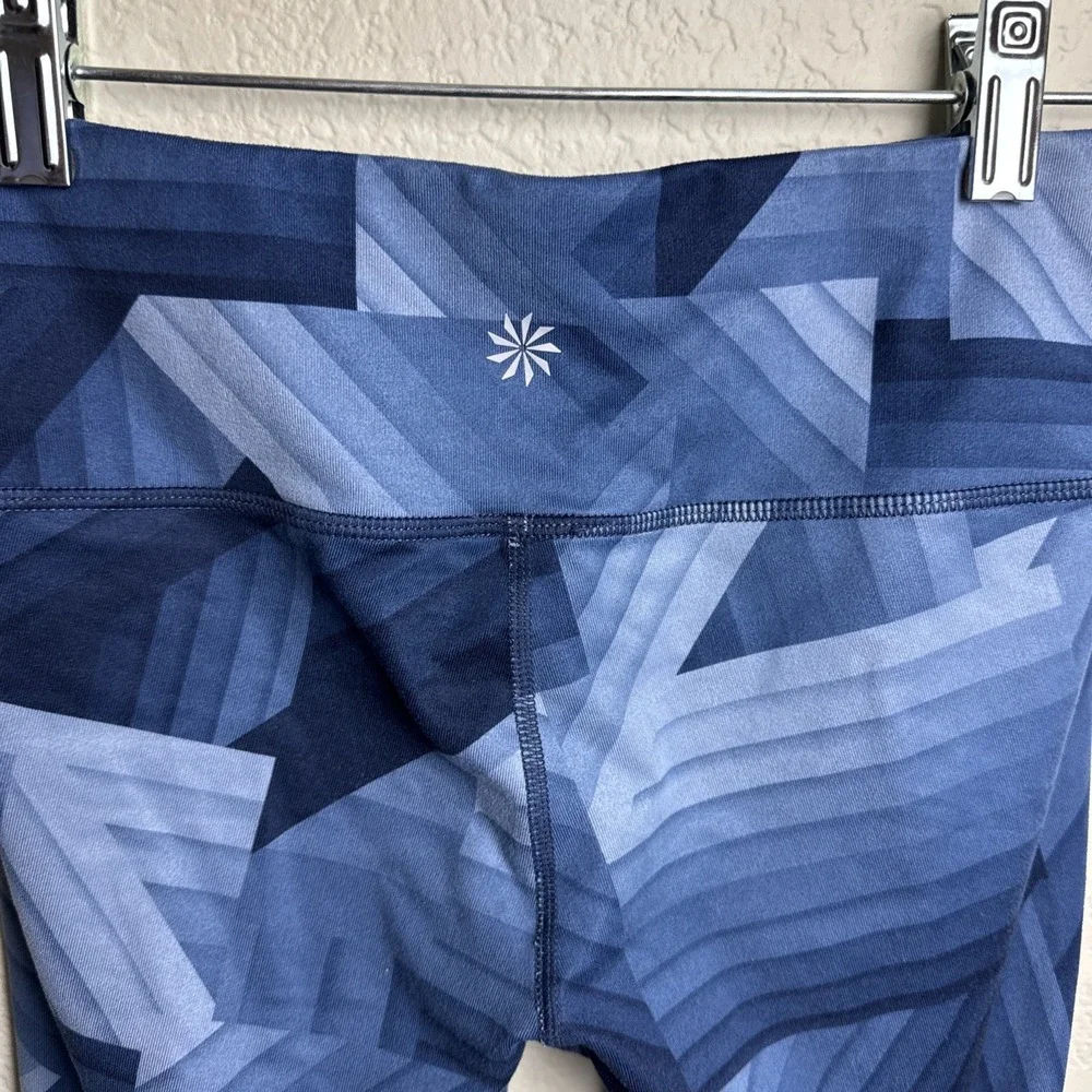 Athleta blue geometric